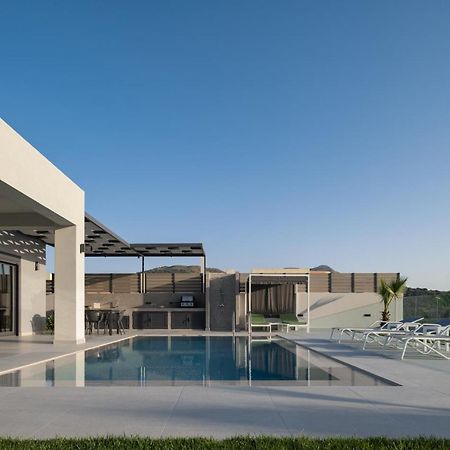Eolides Villas , Quite Idyll Of Rural Bliss,By Thinkvilla Lambiní المظهر الخارجي الصورة