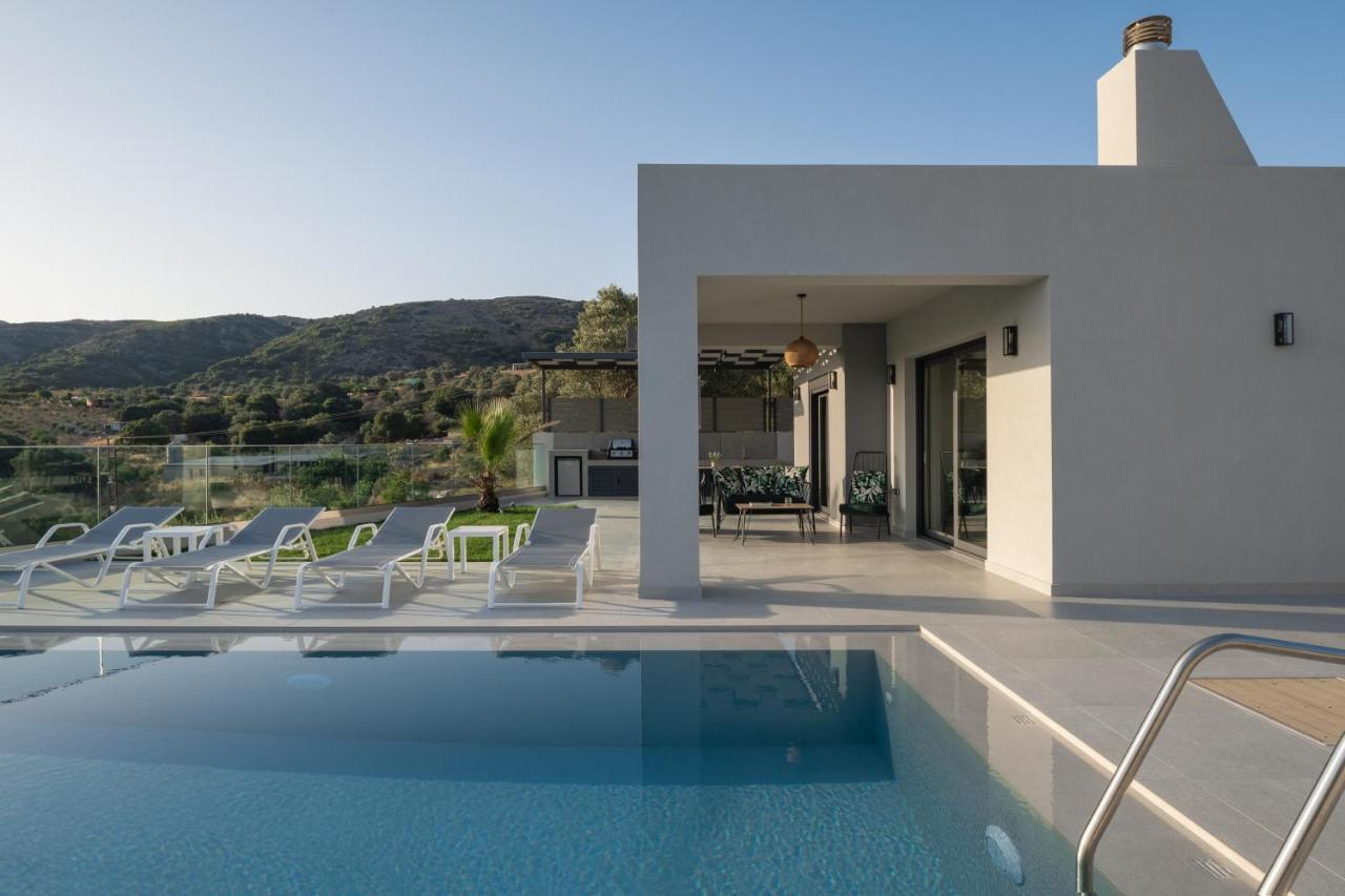 Eolides Villas , Quite Idyll Of Rural Bliss,By Thinkvilla Lambiní المظهر الخارجي الصورة